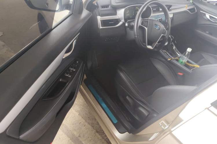 Used Geely Auto Emgrand 2018 1.5L CVT Upward Connect Edition Driver Seat