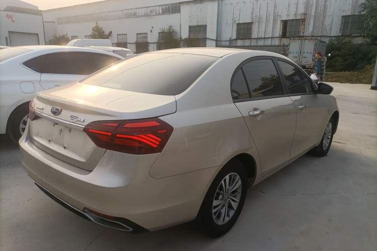 Used Geely Auto Emgrand 2018 1.5L Manual Luxury Model Exterior 5