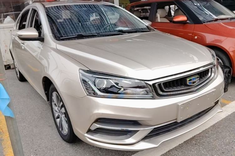 Used Geely Auto Emgrand 2018 1.5L CVT Upward Connect Edition Front Right 45 Deg