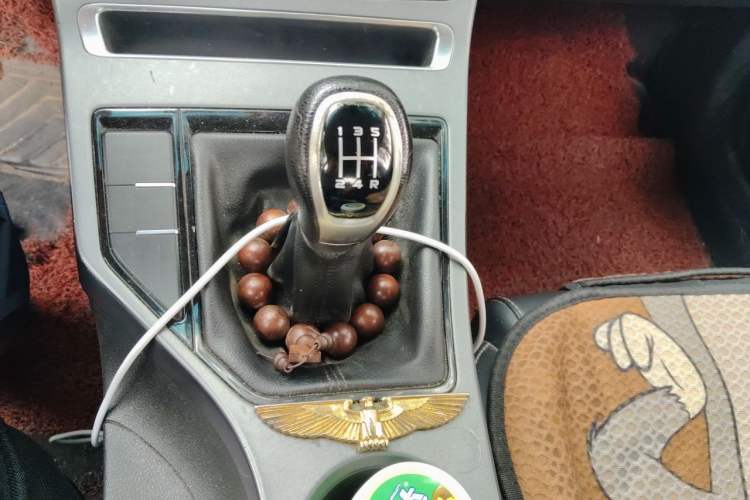 Used Geely Auto Emgrand 2018 1.5L Manual Upward Connect Edition Gear Lever