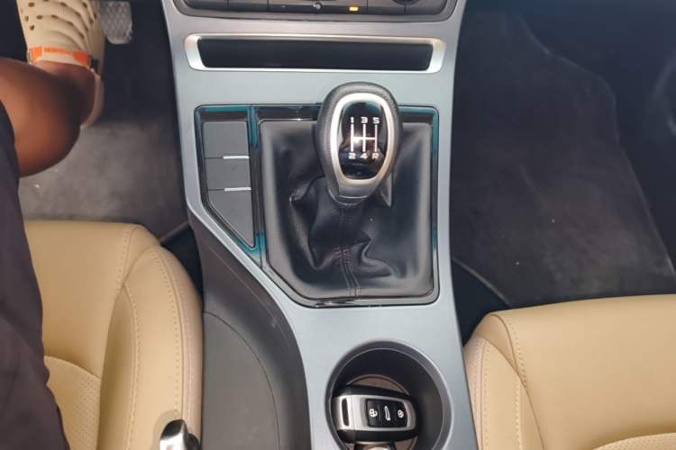 Used Geely Auto Emgrand 2018 1.5L Manual Luxury Model Gear Lever