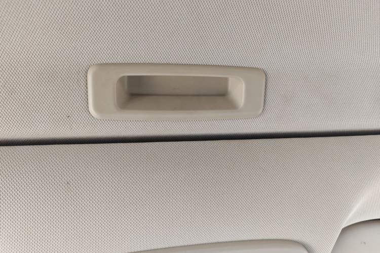 Used Geely Auto Emgrand 2018 1.5L CVT Upward Connect Edition Headliner