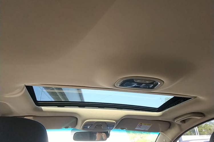 Used Geely Auto Emgrand 2018 1.5L CVT Upward Connect Edition Headliner