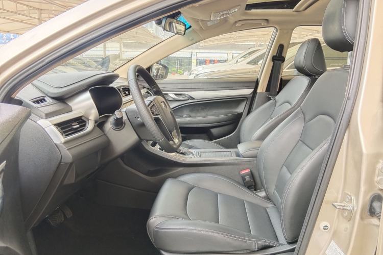 Used Geely Auto Emgrand 2018 1.5L CVT Upward Connect Edition Interior 1