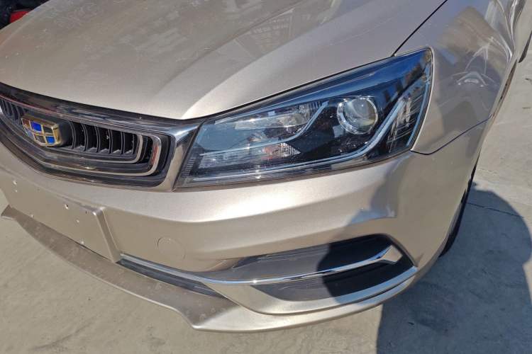Used Geely Auto Emgrand 2018 1.5L CVT Upward Connect Edition Left Front Headlight