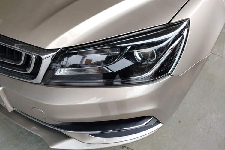 Used Geely Auto Emgrand 2018 1.5L CVT Luxury Model Left Front Headlight