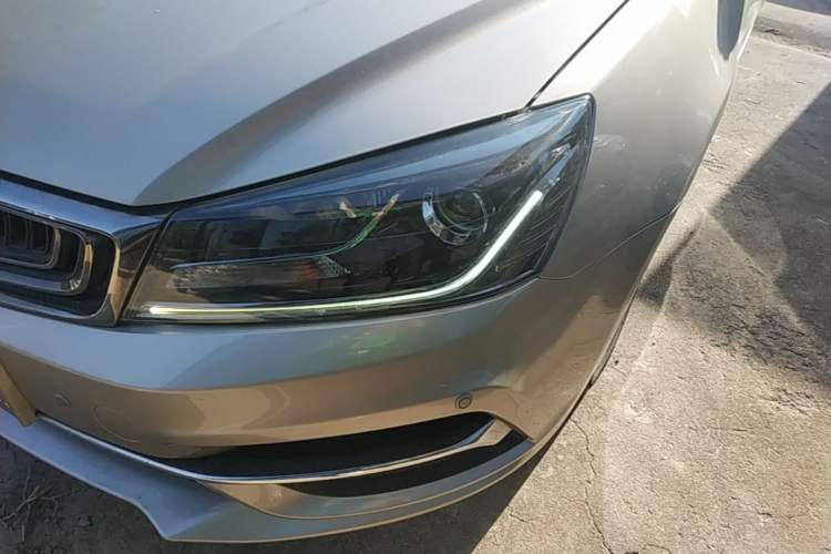 Used Geely Auto Emgrand 2018 1.5L CVT Upward Connect Edition Left Front Headlight