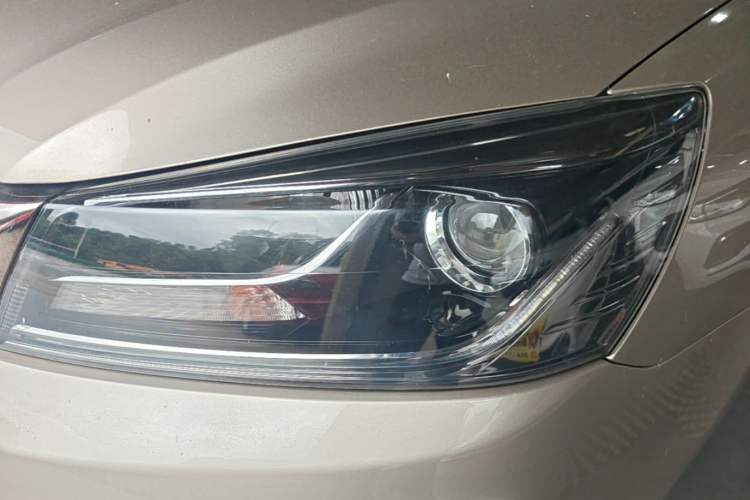 Used Geely Auto Emgrand 2018 1.5L Manual Luxury Model Left Front Headlight