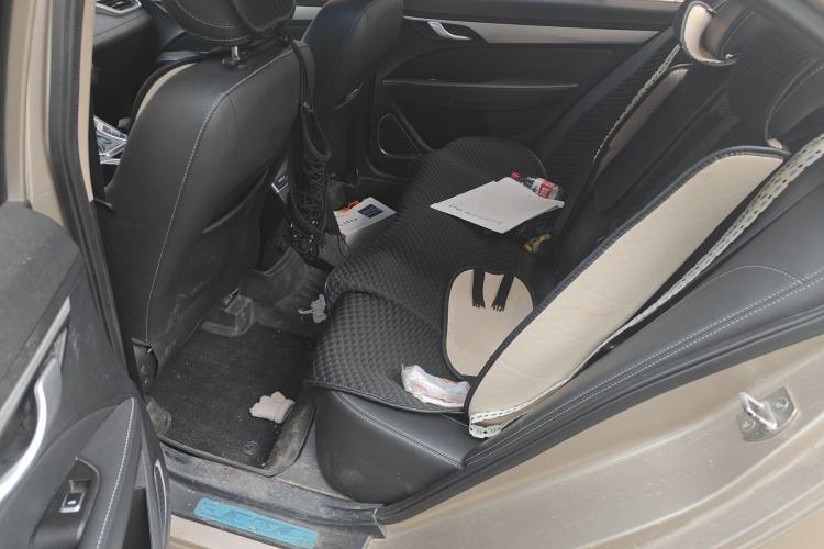 Used Geely Auto Emgrand 2018 1.5L CVT Upward Connect Edition Left Rear Seat