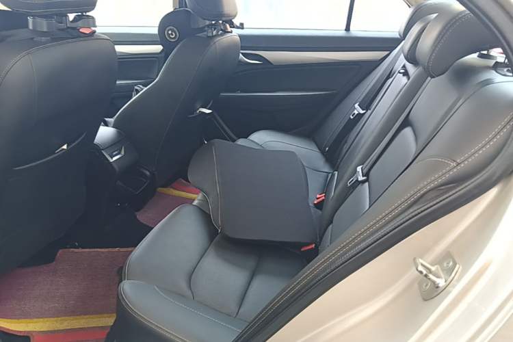 Used Geely Auto Emgrand 2018 1.5L Manual Upward Connect Edition Left Rear Seat