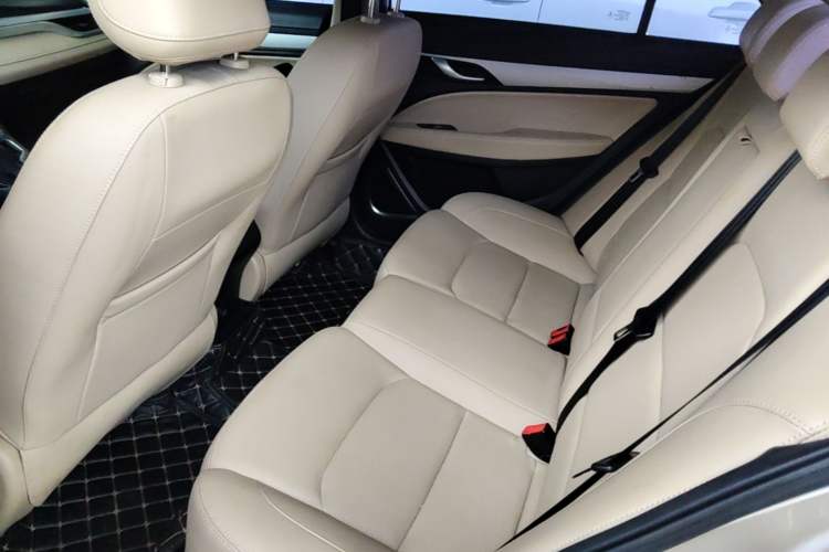 Used Geely Auto Emgrand 2018 1.5L CVT Luxury Model Left Rear Seat