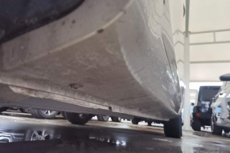 Used Geely Auto Emgrand 2018 1.5L CVT Upward Connect Edition Left Side Sill