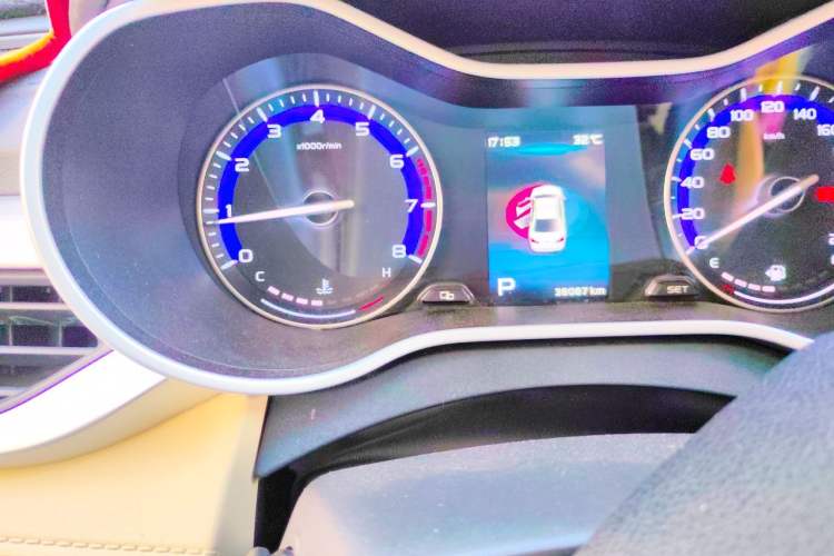 Used Geely Auto Emgrand 2018 1.5L CVT Luxury Model Odometer Close Up
