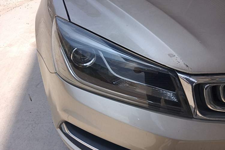Used Geely Auto Emgrand 2018 1.5L Manual Upward Connect Edition Right Front Headlight