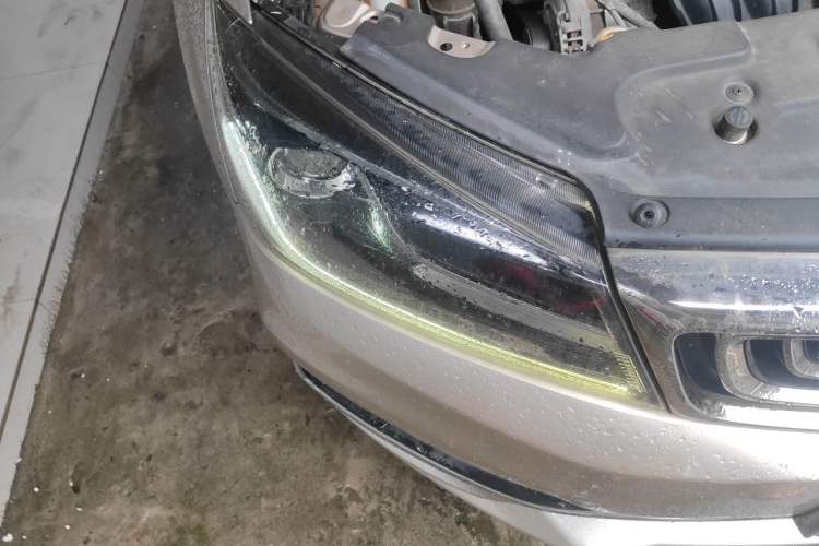 Used Geely Auto Emgrand 2018 1.5L CVT Luxury Model Right Front Headlight