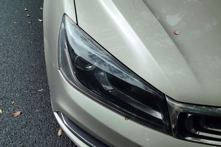 Used Geely Auto Emgrand 2018 1.5L CVT Upward Connect Edition Right Front Headlight