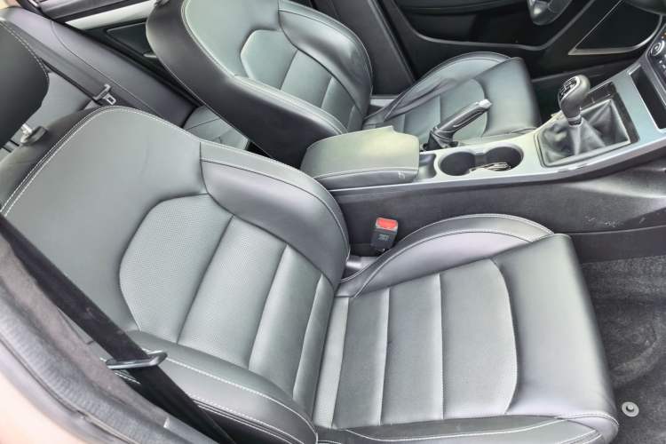 Used Geely Auto Emgrand 2018 1.5L Manual Upward Connect Edition Right Front Seat
