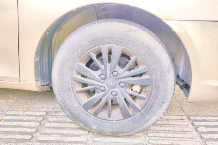 Used Geely Auto Emgrand 2018 1.5L CVT Luxury Model Right Front Wheel Hub