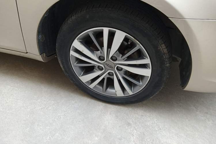 Used Geely Auto Emgrand 2018 1.5L CVT Upward Connect Edition Right Front Wheel Hub
