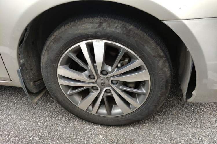 Used Geely Auto Emgrand 2018 1.5L CVT Upward Connect Edition Right Front Wheel Hub