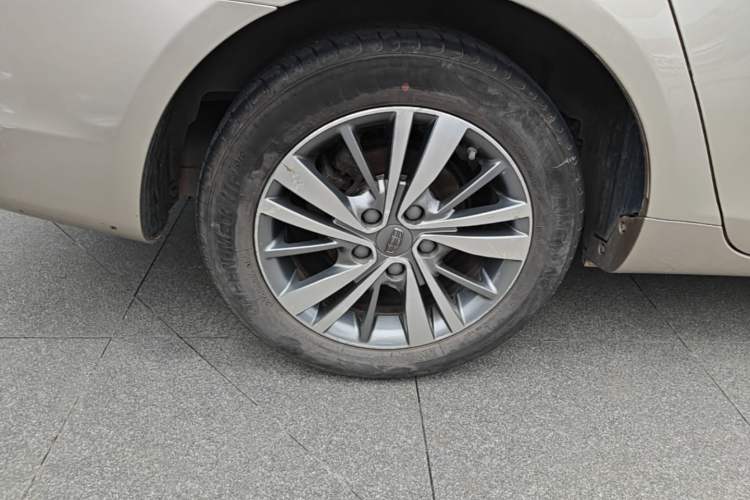 Used Geely Auto Emgrand 2018 1.5L Manual Upward Connect Edition Right Rear Wheel Hub