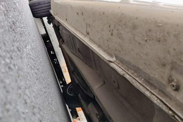 Used Geely Auto Emgrand 2018 1.5L CVT Upward Connect Edition Right Side Sill
