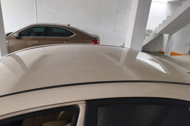 Used Geely Auto Emgrand 2018 1.5L Manual Luxury Model Roof