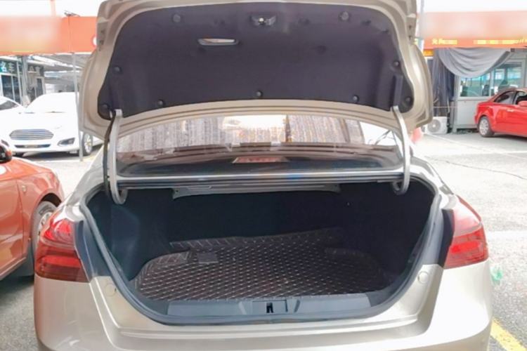 Used Geely Auto Emgrand 2018 1.5L CVT Upward Connect Edition Trunk
