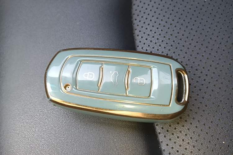 Used Geely Auto Emgrand 2018 1.5L Manual Upward Connect Edition Vehicle Key