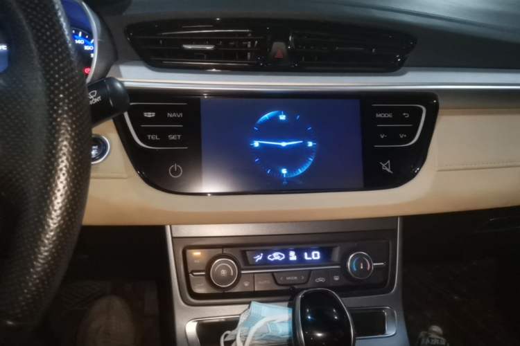 Used Geely Auto Emgrand 2018 1.5L CVT Luxury Model Audio And AC Panel