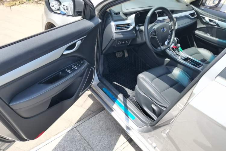 Used Geely Auto Emgrand 2018 1.5L CVT Upward Connect Edition Driver Seat