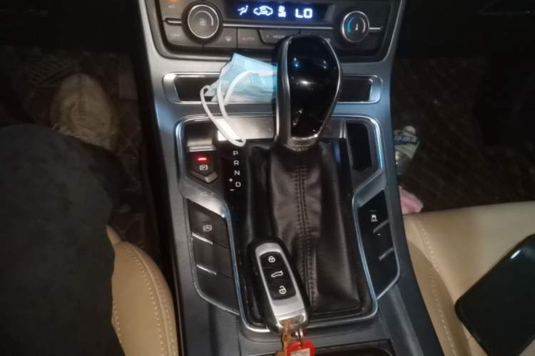 Used Geely Auto Emgrand 2018 1.5L CVT Luxury Model Gear Lever
