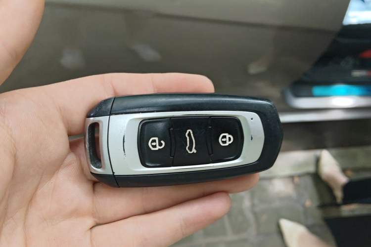 Used Geely Auto Emgrand 2018 1.5L CVT Upward Connect Edition Interior 1