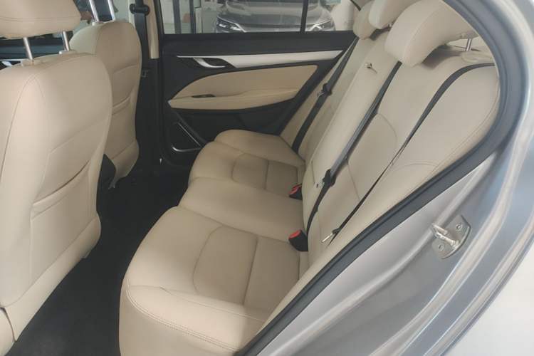 Used Geely Auto Emgrand 2018 1.5L Manual Luxury Model Left Rear Seat