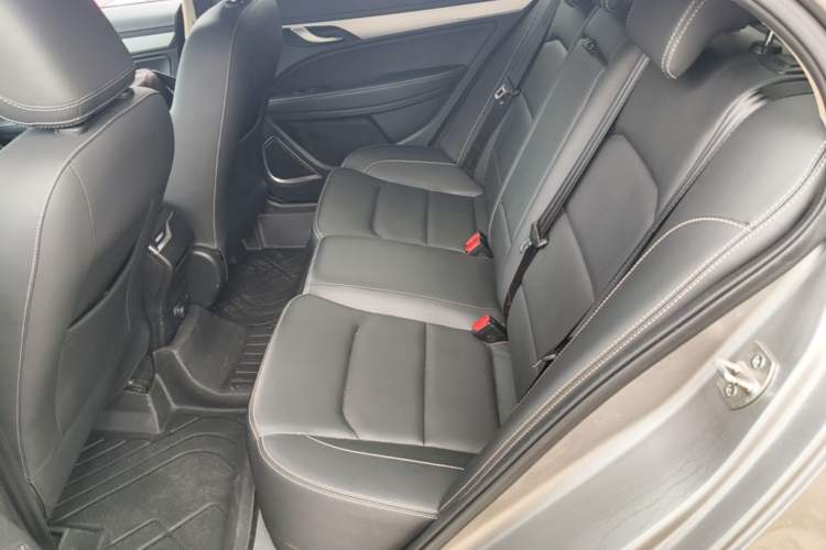 Used Geely Auto Emgrand 2018 1.5L Manual Upward Connect Edition Left Rear Seat