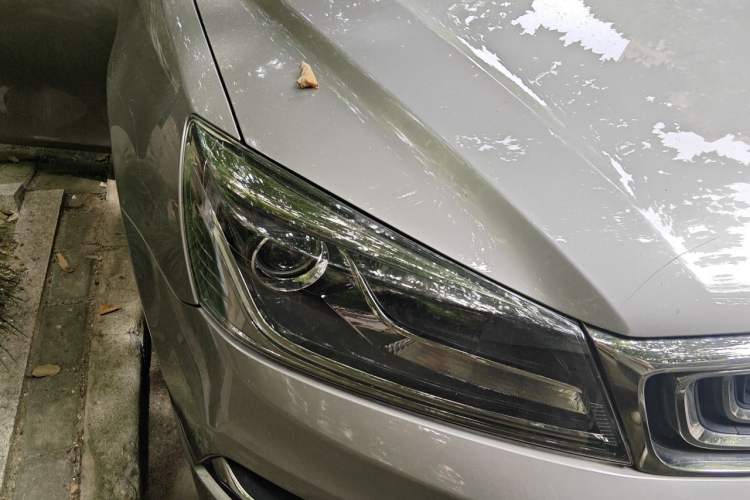Used Geely Auto Emgrand 2018 1.5L CVT Upward Connect Edition Right Front Headlight