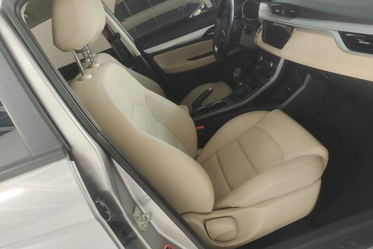 Used Geely Auto Emgrand 2018 1.5L Manual Luxury Model Right Front Seat