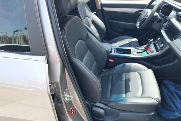 Used Geely Auto Emgrand 2018 1.5L CVT Upward Connect Edition Right Front Seat