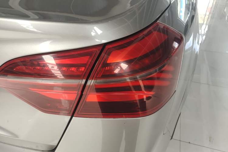 Used Geely Auto Emgrand 2018 1.5L Manual Luxury Model Right Rear Taillight
