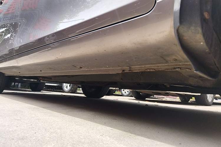Used Geely Auto Emgrand 2018 1.5L CVT Luxury Model Right Side Sill