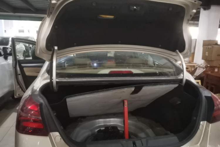 Used Geely Auto Emgrand 2018 1.5L CVT Luxury Model Trunk