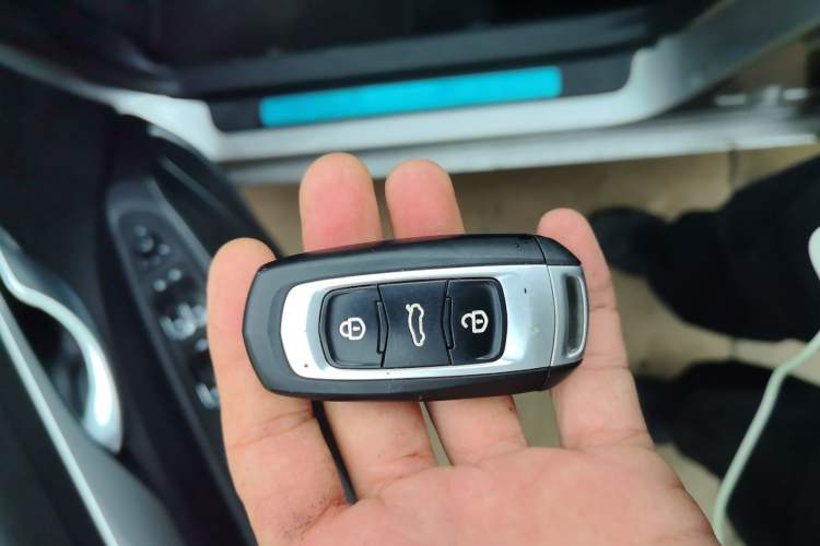 Used Geely Auto Emgrand 2018 1.5L CVT Upward Connect Edition Vehicle Key