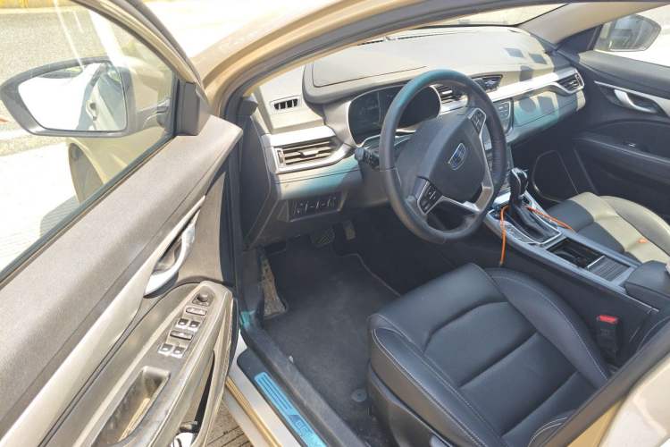Used Geely Auto Emgrand 2018 1.5L CVT Upward Connect Edition Driver Seat