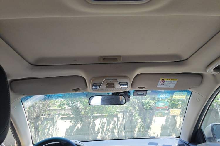 Used Geely Auto Emgrand 2018 1.5L CVT Upward Connect Edition Headliner