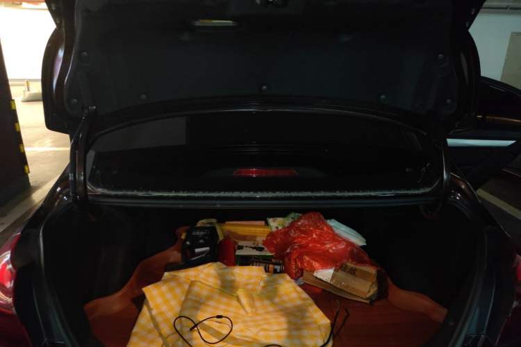 Used Geely Auto Emgrand 2018 1.5L CVT Upward Connect Edition Trunk