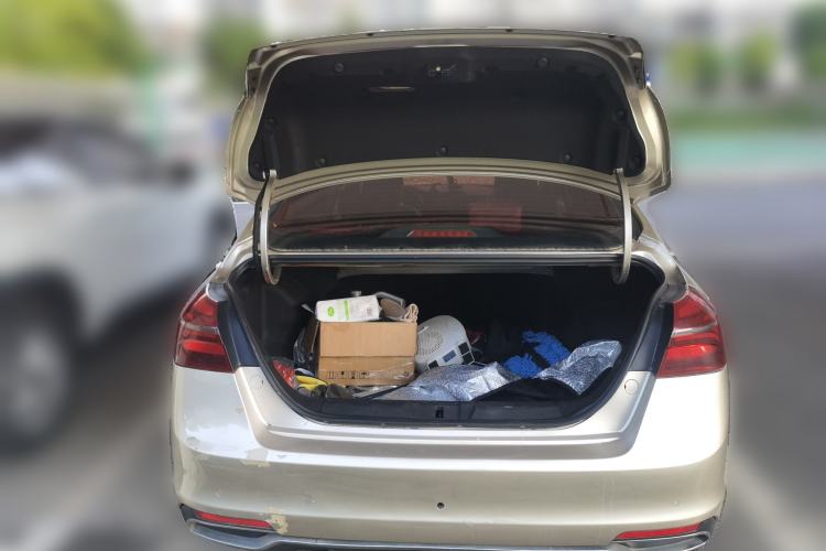 Used Geely Auto Emgrand 2018 1.5L CVT Upward Connect Edition Trunk