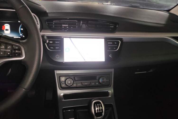 Used Geely Auto Emgrand 2018 1.5L Manual Upward Connect Edition Audio And AC Panel
