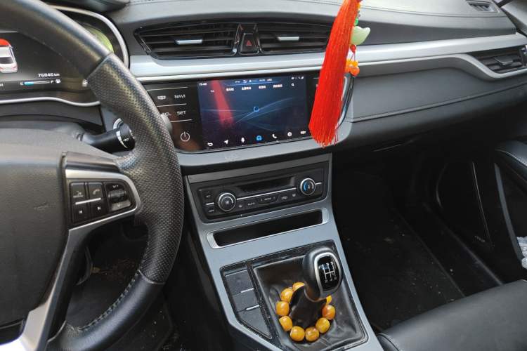 Used Geely Auto Emgrand 2018 1.5L Manual Upward Connect Edition Audio And AC Panel