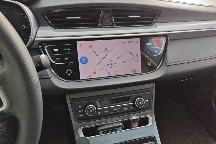 Used Geely Auto Emgrand 2018 1.5L Manual Upward Connect Edition Audio And AC Panel