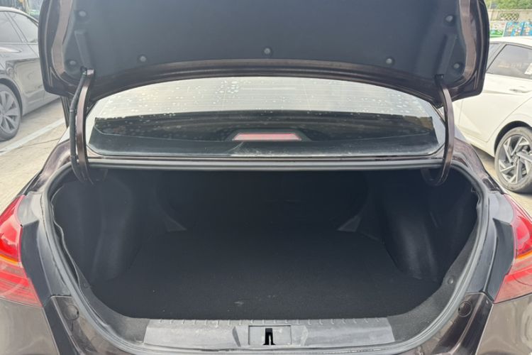 Used Geely Auto Emgrand 2018 1.5L CVT Upward Connect Edition Exterior 12